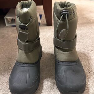 Kids Waterproof Winter Boots - Green and Black